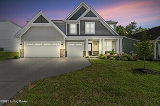 226 Education Wy in Shelbyville, KY - Building Photo - Building Photo