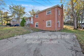 385 Bonnavale Dr in Nashville, TN - Building Photo - Building Photo