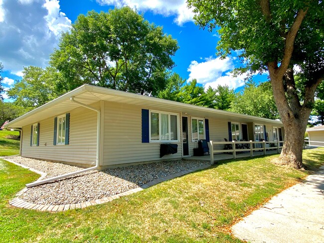 Denison Park Apartments in Denison, IA - Building Photo - Building Photo