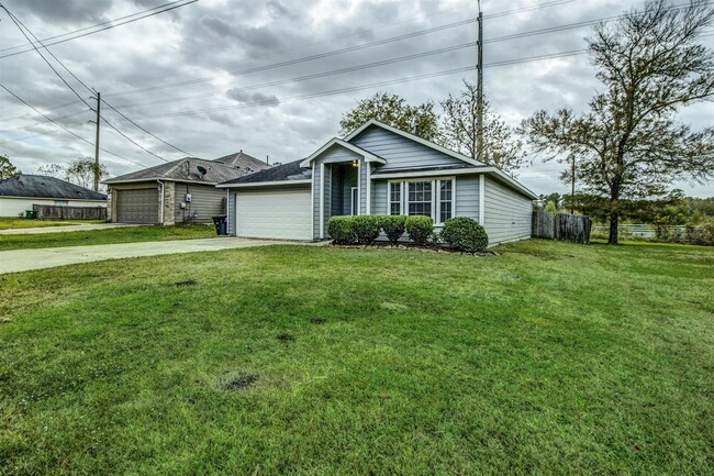 property at 406 Woodlake Dr