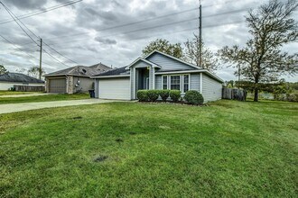 406 Woodlake Dr in Huffman, TX - Building Photo - Building Photo