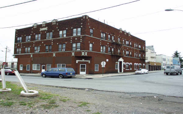 764-768 21st Ave in Paterson, NJ - Building Photo