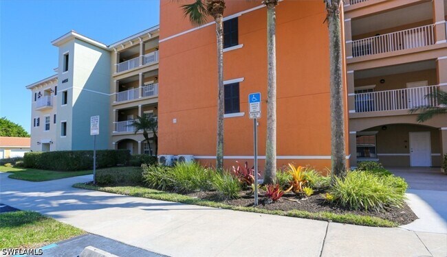 property at 4455 Botanical Pl Cir
