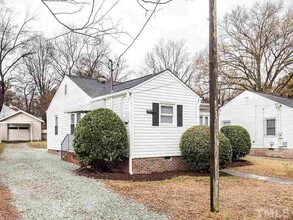 403 E Club Blvd in Durham, NC - Building Photo - Building Photo