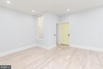 1830 Pine St in Philadelphia, PA - Building Photo - Building Photo