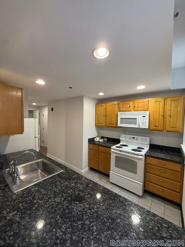 36-38 Queensberry St. in Boston, MA - Foto de edificio - Building Photo