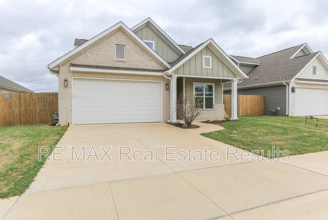 1809 W Saddlebrook Ln in Rogers, AR - Building Photo - Building Photo