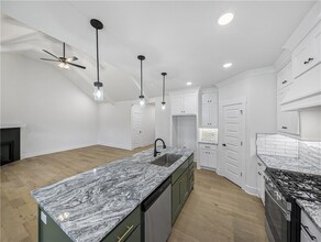 720 Marianne St in Bentonville, AR - Building Photo - Building Photo