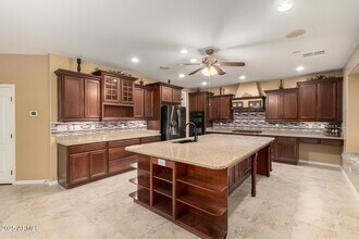 6820 S 42nd Ln in Phoenix, AZ - Building Photo - Building Photo