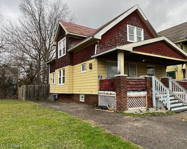 property at 11401 Continental Ave