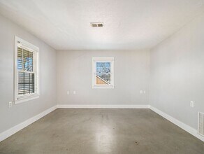 250 Little St SE in Atlanta, GA - Building Photo - Building Photo