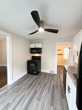 5822 Lawn Ave, Unit Down in Cleveland, OH - Building Photo - Building Photo