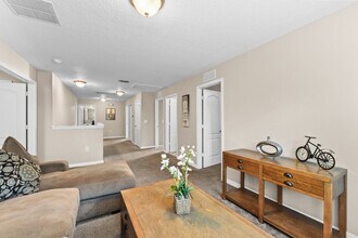 1174 Cypress Pointe Blvd in Davenport, FL - Building Photo - Building Photo