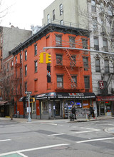 129 Sullivan St in New York, NY - Building Photo - Primary Photo