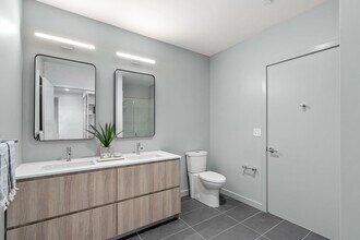 21-35-35 W 2nd St in Boston, MA - Building Photo - Building Photo