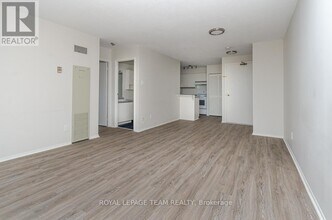 110 Forward Ave in Ottawa, ON - Building Photo - Building Photo