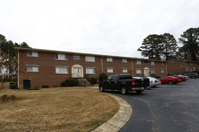 Twin Keys Apartments in Atlanta, GA - Building Photo - Building Photo