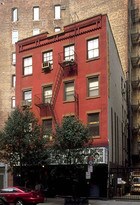 105 E 9th St in New York, NY - Building Photo