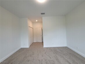 3517 SW Santa Barbara Pl in Cape Coral, FL - Building Photo - Building Photo