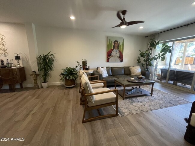 12421 N 41st Pl in Phoenix, AZ - Building Photo - Building Photo