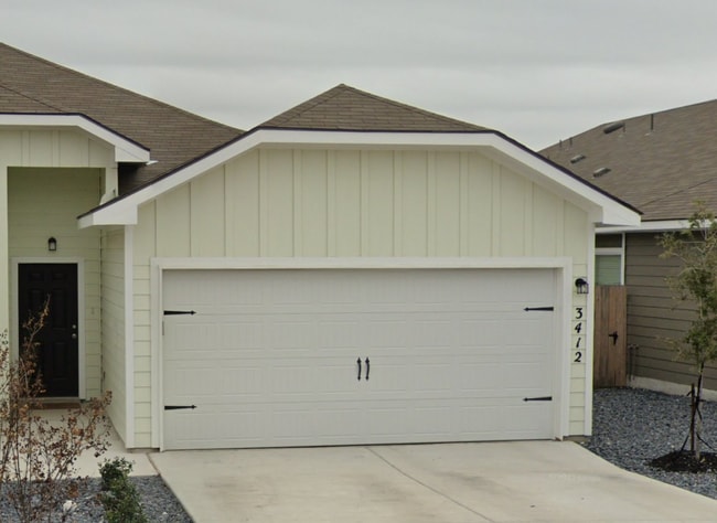 property at 3412 Seguin Rd