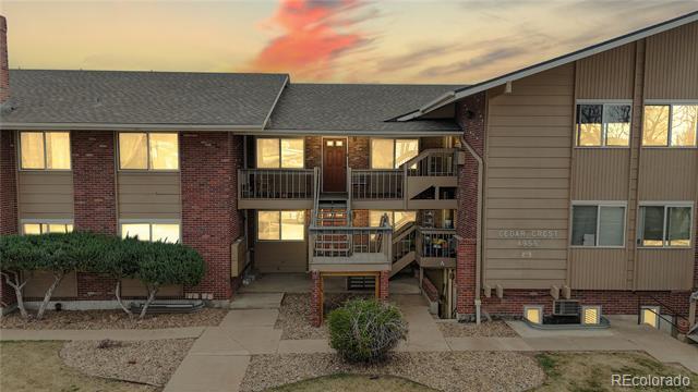 property at 4955 Moorhead Ave