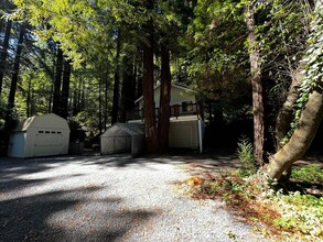 1025 Cazadero Hwy in Cazadero, CA - Building Photo - Building Photo