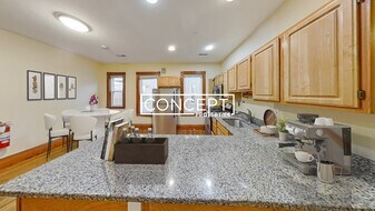 1526 Tremont St in Boston, MA - Building Photo