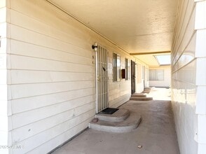 1211 W Apache Trail in Apache Junction, AZ - Building Photo - Building Photo