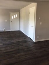 5956 Fauntleroy Wy SW in Seattle, WA - Building Photo - Building Photo