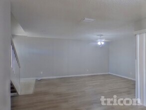 4715 Grove Point Dr in Tampa, FL - Building Photo - Building Photo