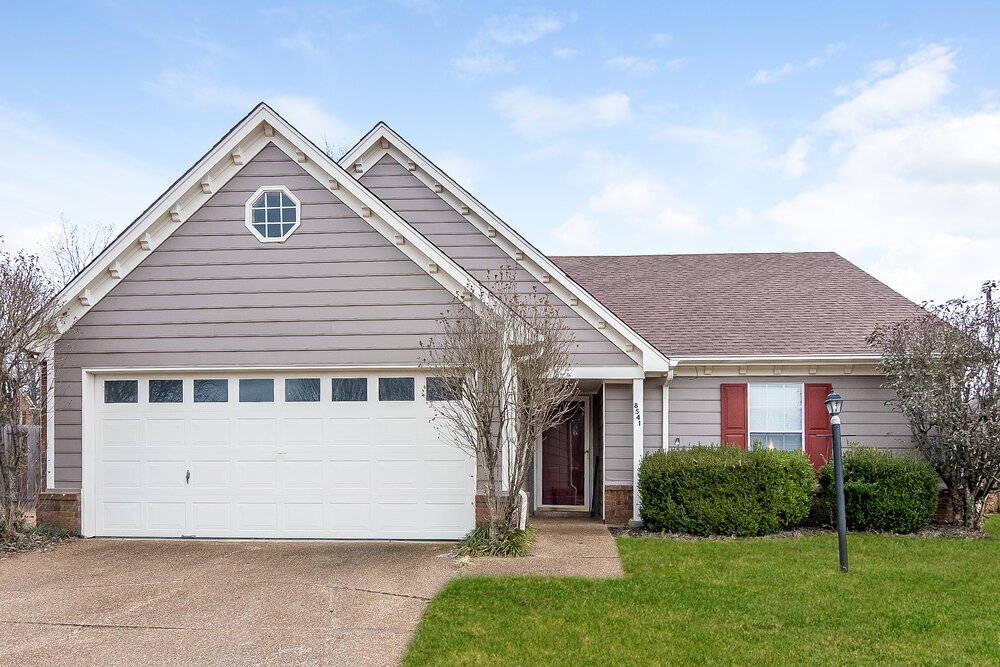 8541 Highland Glen Cir S in Memphis, TN - Foto de edificio