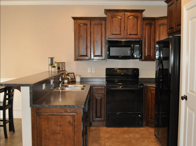 285 S 810 W in Pleasant Grove, UT - Foto de edificio - Building Photo