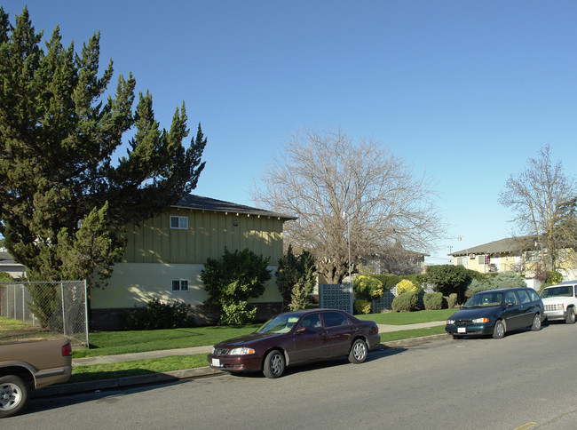 300-312 S A St in Madera, CA - Foto de edificio - Building Photo