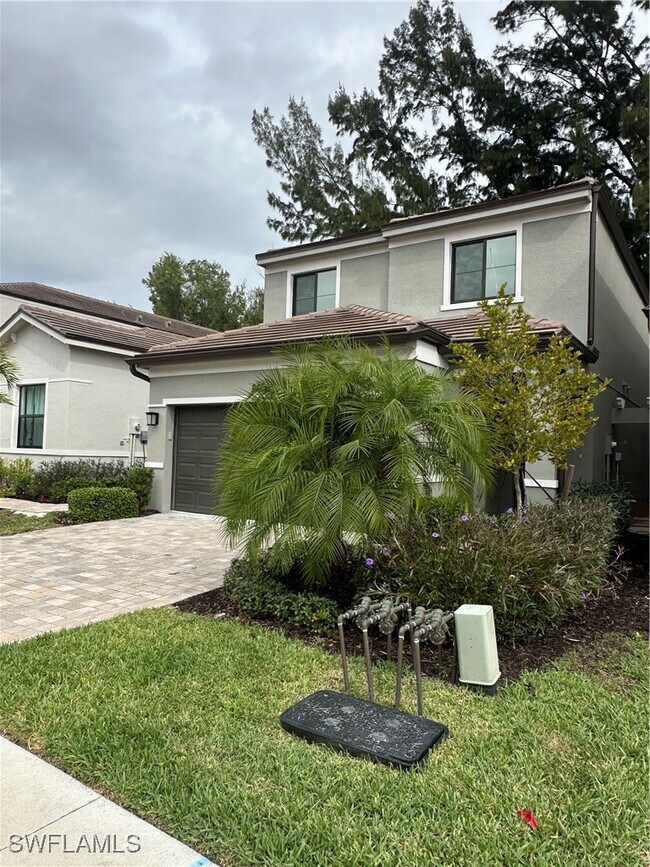 26240 Bonita Fairways Blvd in Bonita Springs, FL - Building Photo - Building Photo