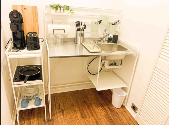 103 SW 10th Ave, Unit Studio photo'