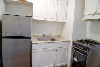 501 SW 6th Ct in Miami, FL - Building Photo - Building Photo