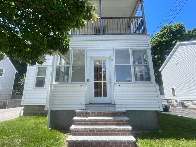 19 Lincoln St in Medford, MA - Building Photo - Building Photo