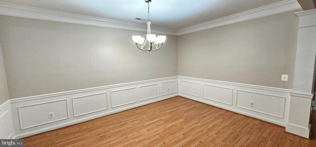 12501 Hayes Ct in Fairfax, VA - Building Photo - Building Photo