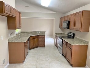 2470 Alicia Ln in Melbourne, FL - Building Photo - Building Photo