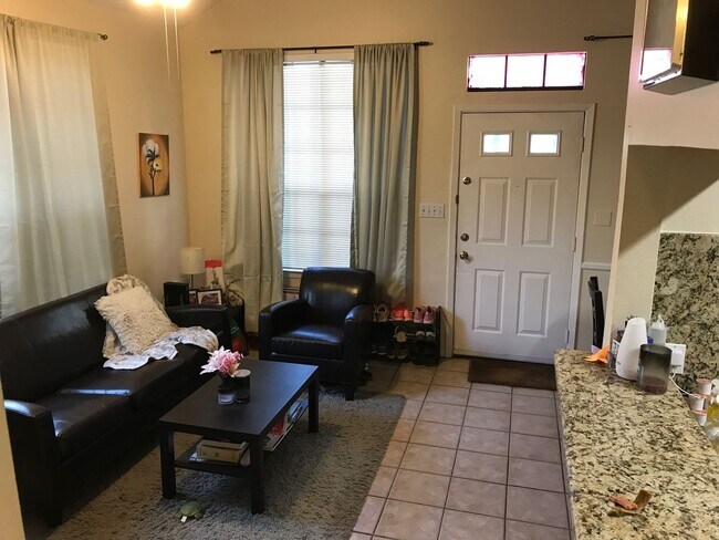 property at 2300 Leon St