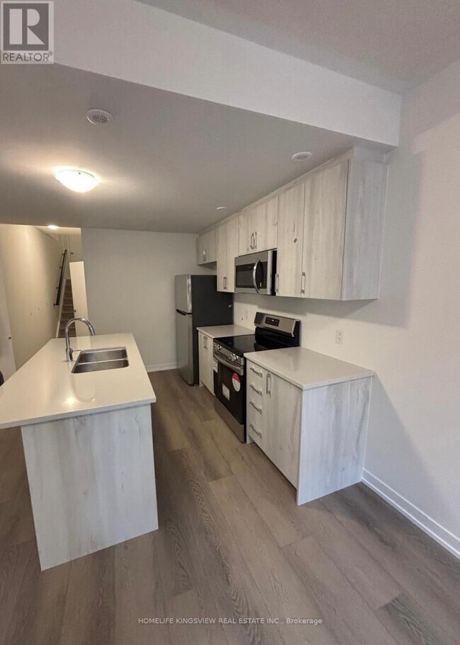 82 Ziibi Wy in Clarington, ON - Building Photo - Building Photo