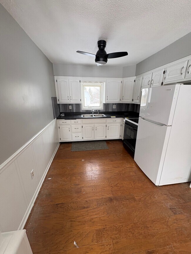 1706 Getz Rd in Fort Wayne, IN - Building Photo - Building Photo