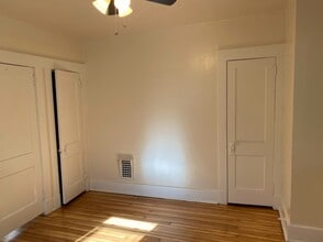 2309 Eldridge St, Unit 2 in Pittsburgh, PA - Building Photo - Building Photo