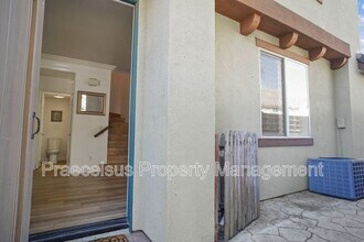 1857 Monaco Dr in Chula Vista, CA - Building Photo - Building Photo