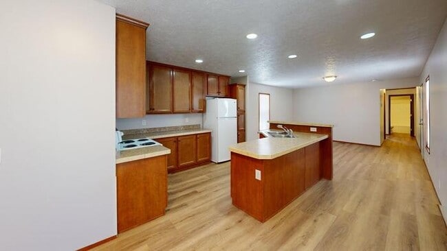 129 American Ave in Bismarck, ND - Building Photo - Building Photo