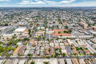 496 Saint Louis Ave in Long Beach, CA - Building Photo - Building Photo