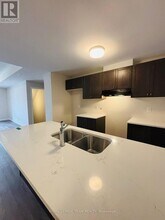 908 Lillian Freiman Private in Ottawa, ON - Building Photo - Building Photo