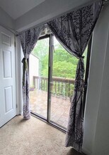 352 N Greeley Ave in Chappaqua, NY - Building Photo - Building Photo