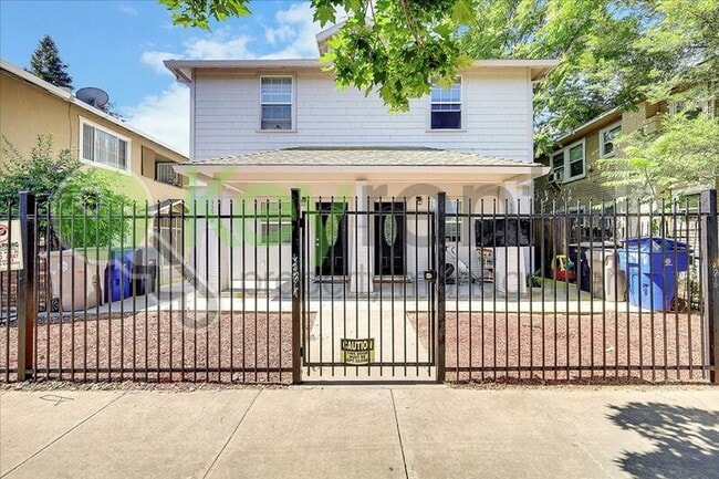 property at 3220 2nd Ave